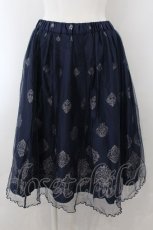 画像1: 【SALE】axes femme / オーナメント柄チュールスカート  ネイビー O-24-12-17-051-AX-SK-IG-ZT263 (1)