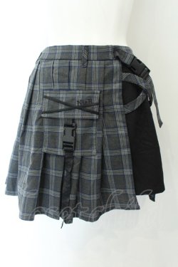 画像1: NieR Clothing / 巻きスカート風キュロットパンツ【ガチャベルト装飾付き】　 F グレー×ブラック O-24-12-18-003-PU-PA-OW-ZT166