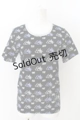 million dollar orchestra / ロゴ総柄Tシャツ M ブラック O-24-12-25-037-PU-TO-OW-ZT124