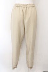 画像2: 【SALE】axes femme POETIQUE / ボタン使いジョガーパンツ M ベージュ O-24-12-26-005-AX-PA-OW-ZT249 (2)