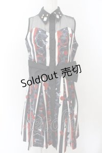 elements,H / ローズ＆シーリングスタンプ柄ワンピース  ブラック×ホワイト×レッド O-24-12-27-017-PU-OP-OW-ZS