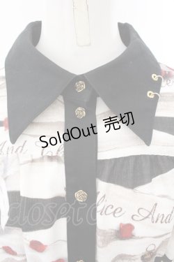 画像2: ALICE and the PIRATES / Therapy〜君と僕を繋ぐ包帯〜柄シャツワンピース  シロ×クロ O-24-12-30-009-PA-OP-IG-OS
