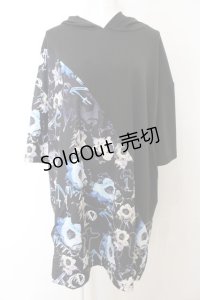 NieR Clothing / 柄切替斜めZIPパーカー F フラワー×ブラック O-24-12-31-1039-PU-TO-OW-ZT124
