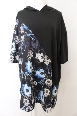 画像1: NieR Clothing / 柄切替斜めZIPパーカー F フラワー×ブラック O-24-12-31-1039-PU-TO-OW-ZT124