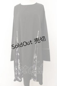 NieR Clothing / ZIPデザインワンピース F ブラック O-24-12-31-1043-PU-OP-OW-ZT277