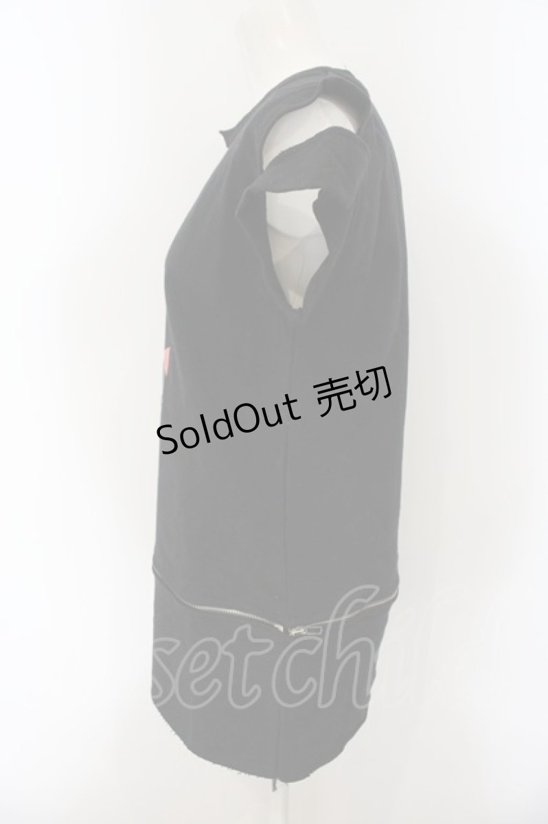 画像2: 【SALE】GLAVIL / スカルチェリーカットオフTシャツ  ブラック O-25-01-13-039-PU-TS-IG-ZT277 (2)