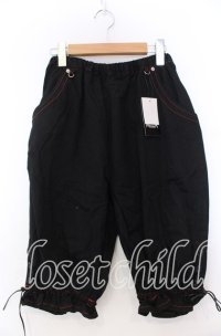 Deorart / ステッチハーフパンツ ｆ ブラック×レッド O-25-11-19-036-PU-PA-IG-ZT1211F