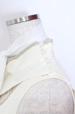 画像2: PUTUMAYO / エレノア・ヒュームストラ付ジャンパースカート  オフホワイト O-25-11-19-008-PT-OP-IG-OS