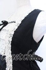 画像2: BABY,THE STARS SHINE BRIGHT / 花車刺しゅうジャンパースカートII  クロ O-25-11-19-020-BA-OP-YM-OS (2)