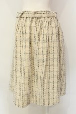 画像2: 【SALE】axes femme / ベルト付ツイードスカート M アイボリー O-25-01-23-042-AX-SK-IG-ZT238 (2)