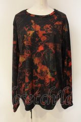 NieR Clothing / 総柄カットソー  ブラック×オレンジ系 O-25-01-23-062-PU-TO-IG-ZT280