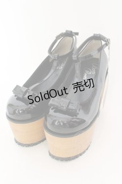 画像1: E hyphen world gallery / Tストラップエナメルシューズ M クロ O-25-01-27-042-LO-SH-OW-ZT-K003