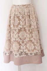 axes femme / オーナメント柄タックスカート  ベージュ O-25-01-31-1057-AX-SK-IG-ZI