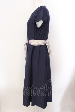 画像2: an another angelus / スカーフ付き前開きワンピース  ネイビー O-25-02-10-022-CA-OP-IG-ZT203