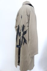 画像3: KINGLYMASK / "DoubleTriangle Rose" Paintグログランテープコート L カーキグリーン O-25-02-16-014-PU-CO-OW-ZY (3)