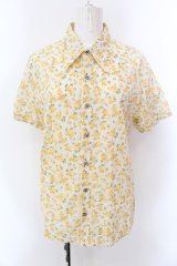 MILKBOY / 小花柄半袖シャツ  アイボリー×イエロー O-25-02-18-028-MB-BL-IG-ZT009