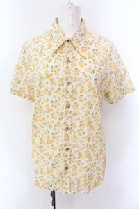 MILKBOY / 小花柄半袖シャツ  アイボリー×イエロー O-25-02-18-028-MB-BL-IG-ZT009