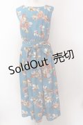 axes femme / ベルト付花柄JQシフォンワンピース F ブルー O-25-02-19-1101-AX-OP-IG-OS