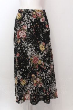 画像1: INGEBORG / 桜薔薇柄ロングスカート  クロ O-25-02-19-1144-LO-SK-IG-ZT156