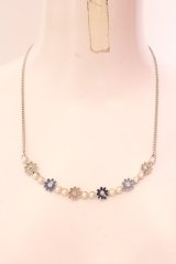 axes femme / フラワーラインネックレス  シルバー O-25-02-20-031-AX-AC-IG-ZT432