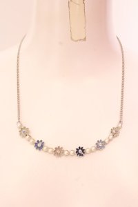 axes femme / フラワーラインネックレス  シルバー O-25-02-20-031-AX-AC-IG-ZT432-F003
