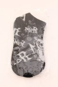 NieR Clothing / クルー丈ソックス  ボッチ（ブラックｘホワイト） O-25-02-20-050-PU-ZA-YM-ZT432