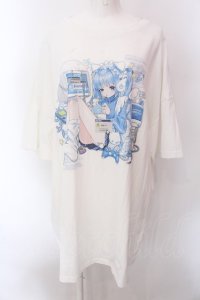 ililil / ねこみみてんしちゃんTシャツver2 F ホワイト O-25-02-22-033-PU-TS-YM-ZI