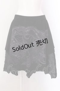 Qutie Frash / ドラゴンptちりめんスカート  ブラック×パープル O-25-02-22-081-QU-SK-OW-OS