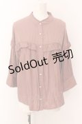 axes femme POETIQUE / ドロップショルダーフリルブラウス  ピンクベージュ O-25-02-23-007-AX-BL-IG-OS