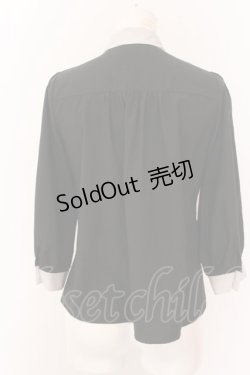 画像3: axes femme POETIQUE / メッセージ刺繍ブラウス  黒ｘグレー O-25-02-23-031-AX-BL-AS-OS