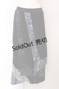 Qutie Frash / 和柄切替ロングスカート  ブラック×ブルー O-25-02-25-018-QU-SK-OW-OS