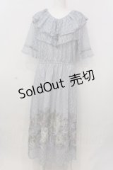 axes femme NOSTALGIE / レースプリント配色ローズワンピース F サックス O-25-02-26-1035-AX-OP-IG-OS