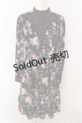 axes femme / 総バラベルト付ワンピース【ベルト欠品】  クロ O-25-02-26-1038-AX-OP-IG-OS