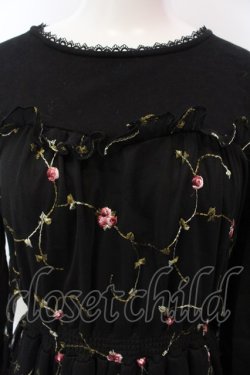 画像2: axes femme POETIQUE / 花刺繍チュールワンピース  黒 O-25-02-26-1039-AX-OP-ET-OS