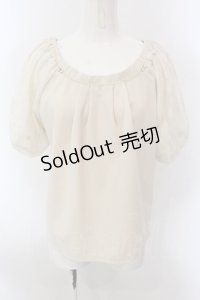 axes femme / レーススリーブトップス  アイボリー O-25-02-26-1010-AX-TO-IG-OS