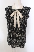 axes femme / 小花柄ノースリフリルブラウス M クロ O-25-02-26-1026-AX-BL-OW-OS