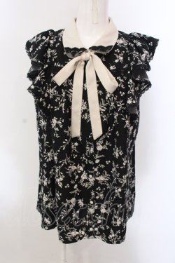 画像1: axes femme / 小花柄ノースリフリルブラウス M クロ O-25-02-26-1026-AX-BL-OW-OS