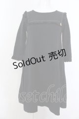 Leur Getter /スクエアフリルカットソーワンピース - クロ O-25-02-27-1069-LU-OP-IG-OS