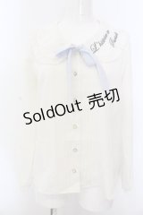 Amavel / 英字刺繍リボンタイブラウス  アイボリー O-25-02-27-1081-CA-BL-SA-OS