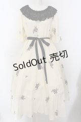 marcHenTica Laito / 花柄ワンピース  クリーム O-25-02-27-1009-LO-OP-OW-OS