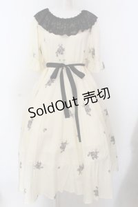 marcHenTica Laito / 花柄ワンピース  クリーム O-25-02-27-1009-LO-OP-OW-OS