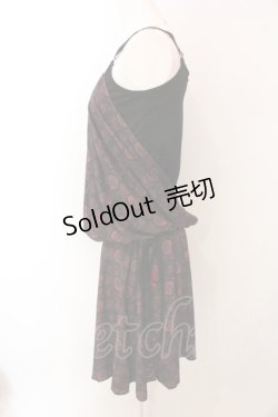 画像2: Ozz Croce / 総柄フェイクレイヤードキャミワンピース  ブラック×レッド O-25-02-27-019-OO-OP-IG-OS