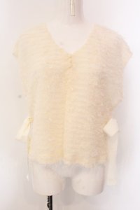 INGEBORG / フェザーチュールベスト  シロ O-25-02-28-044-LO-TO-YM-OS