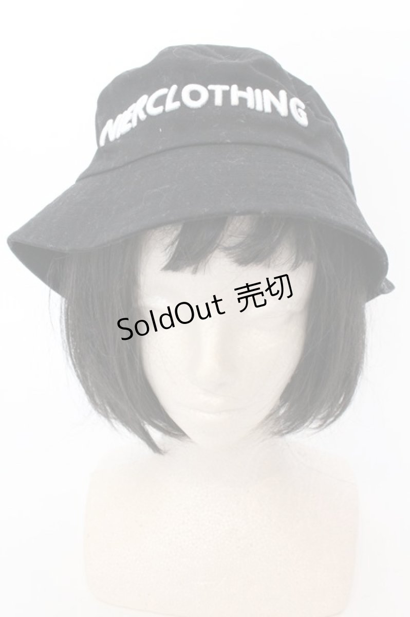 画像1: 【SALE】NieR CLOTHING / NIER LOGO入りバケットハット  ブラック O-25-05-30-1075-PU-AC-OW-ZTK011 (1)
