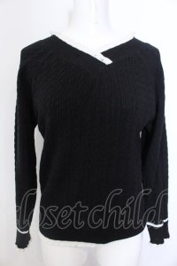 axes femme / バイカラーVネックニットプルオーバー M クロ O-25-02-28-1024-AX-TO-OW-ZT114