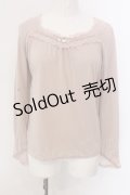 axes femme / ストーン付きインナーカットソー M ピンクベージュ O-25-02-28-012-AX-TO-IG-OS