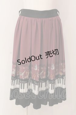 画像1: axes femme POETIQUE / ベルト付猫とピアノ柄スカート（ベルト欠品） M ワイン O-25-03-08-072-AX-SK-OW-OS