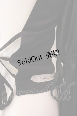 画像5: alice auaa / ストレッチ切り替えバックオープンフリルブラウス  ブラック O-25-03-12-038-AA-BL-IG-OS