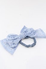 画像1: 【SALE】Jane Marple / アイレットレースヘアタイ  ブルーグレー O-25-03-13-1038-JM-AC-OW-ZT394-F002 (1)