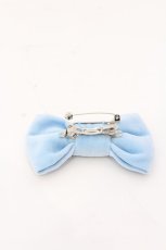 画像2: 【SALE】MILK / Mロゴベロアブローチバレッタ  サックス O-25-03-13-1052-ML-AC-OW-ZTK016 (2)